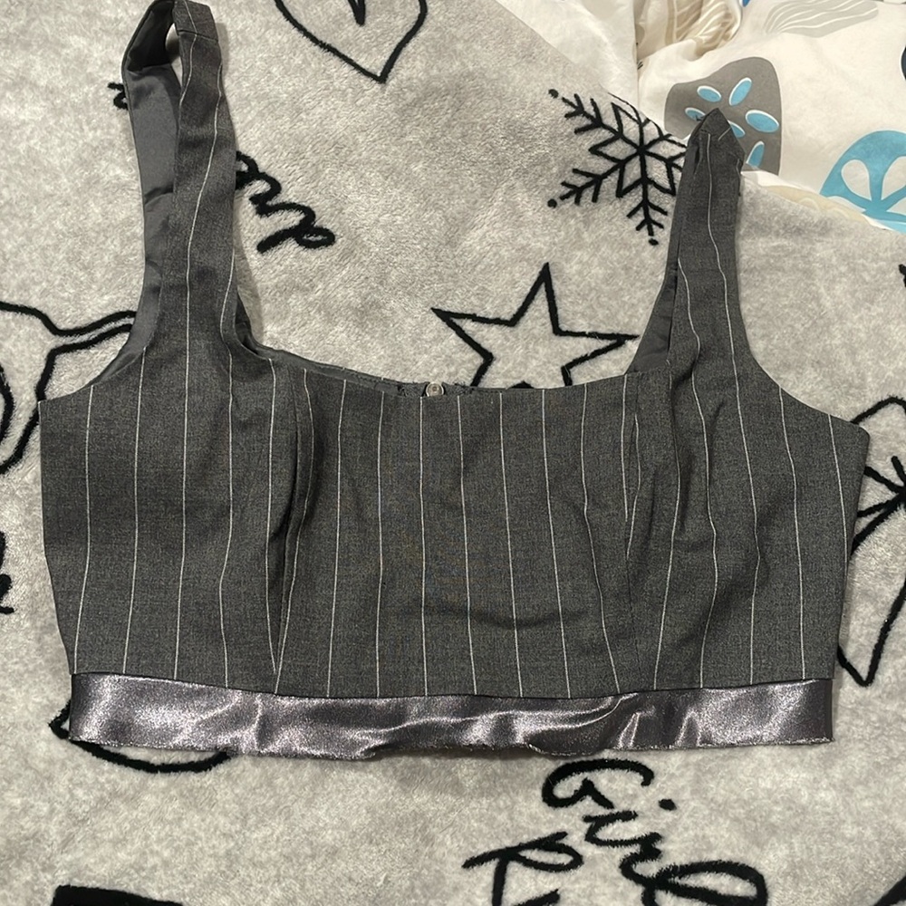 Sz small new with tags pin stripe halter gray n white with satin trim super sexy